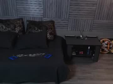 puremenshape live cam